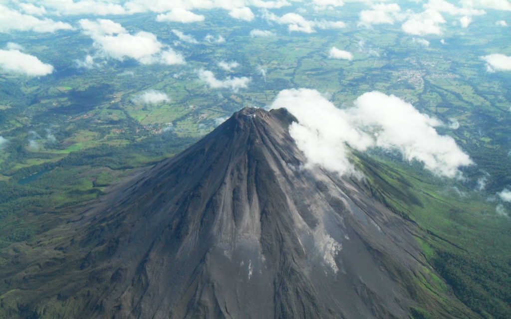 arenalvolcano Liberia Arenal Volcano