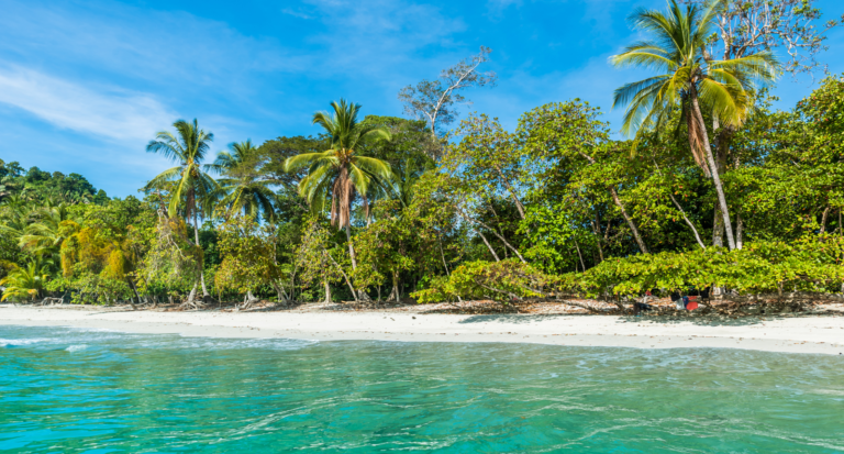 Manuel Antonio Costa Rica beautiful tropical beach Caribbean
