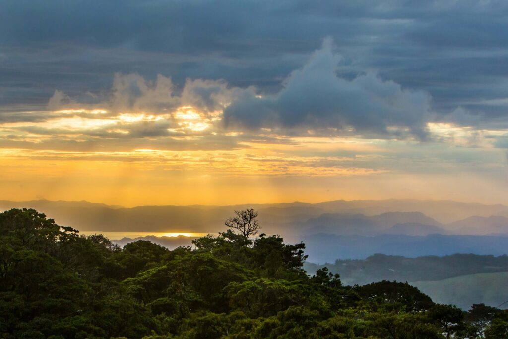 highland sunset costa rica cloud forest los quetzales Los Quetzales
